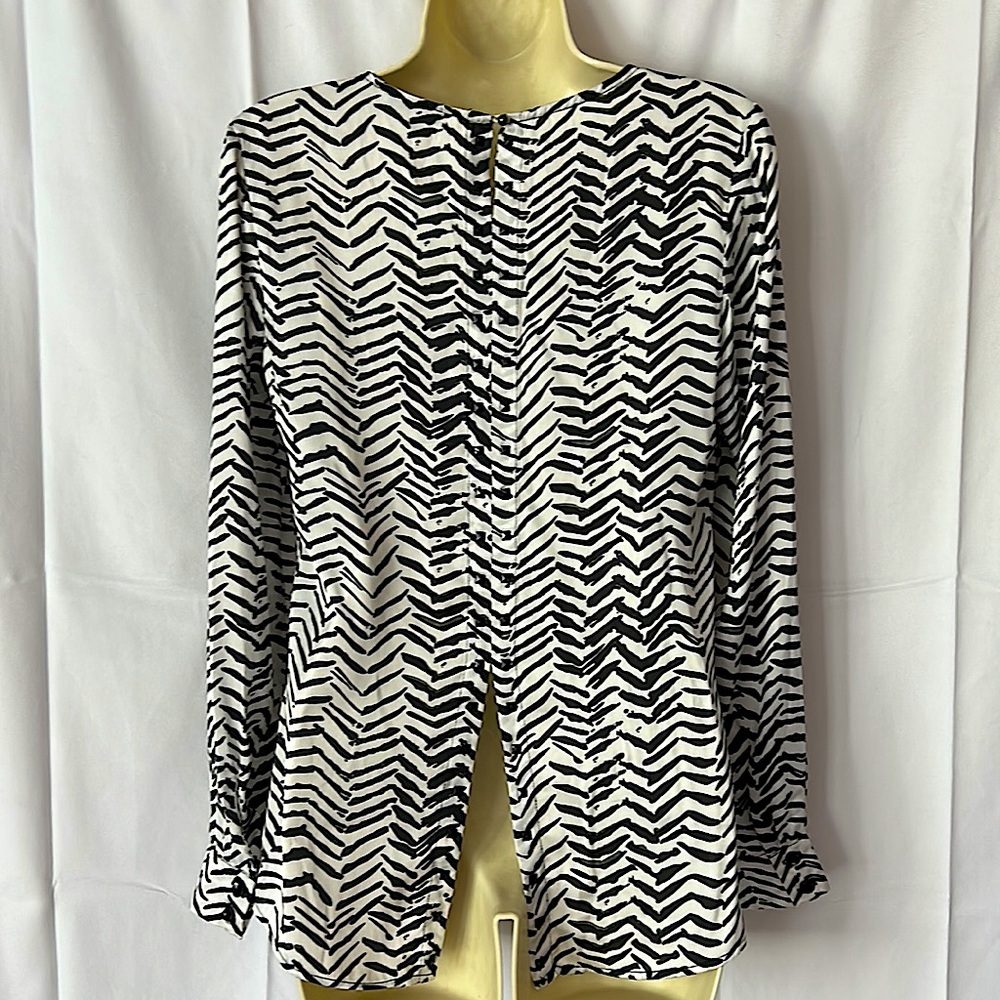 Sioni Long Button Sleeve Black and White Shirt Blouse Top **Size S** - Picture 2 of 5